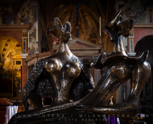 A statue of two lovers on display at Basilica San Lorenzo, Verona, Italy